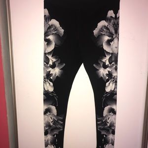 Floral leggings